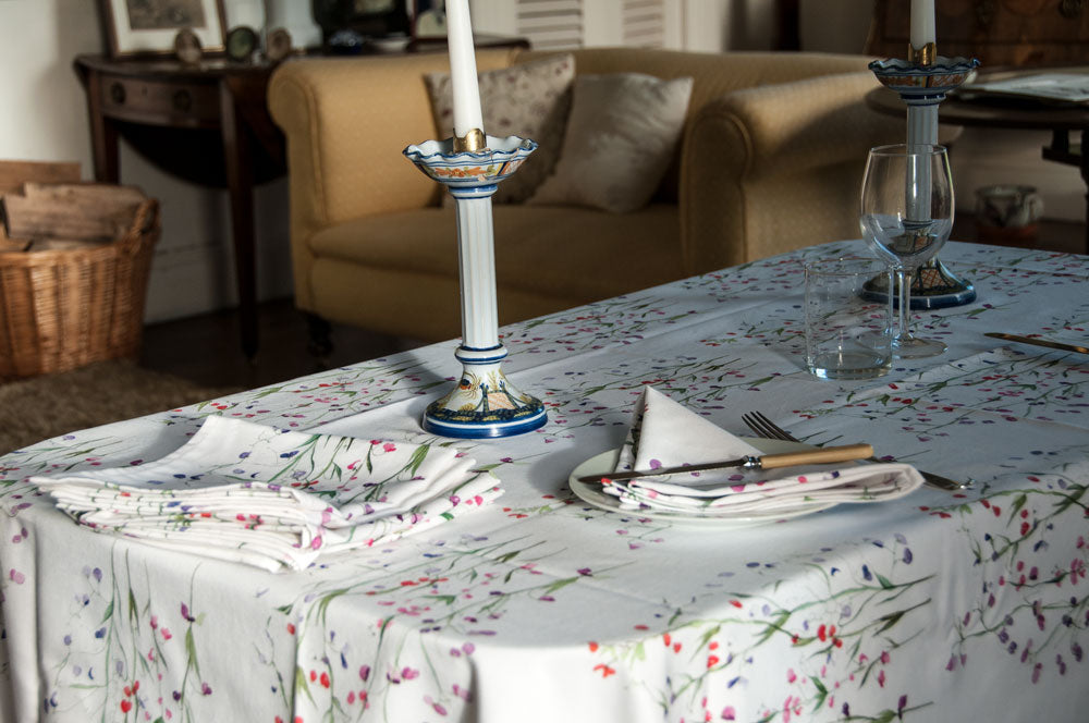 Oblong Tablecloth in Sweet Pea design