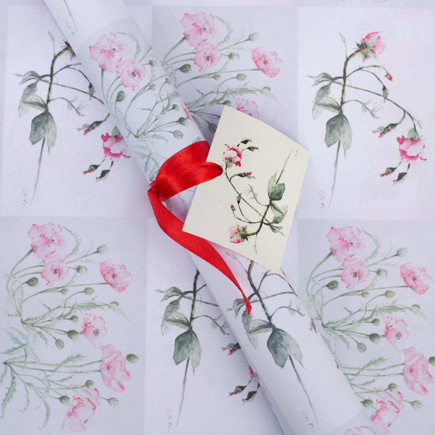 Two Sheets Poppy & Roses Gift Wrapping Paper with Two Gift Tags